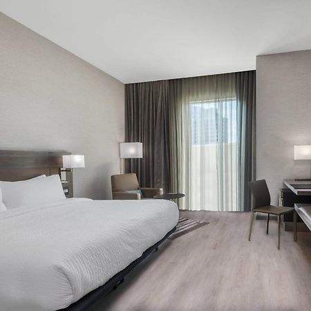 Ac Hotel By Marriott Charlotte City Center Exterior photo