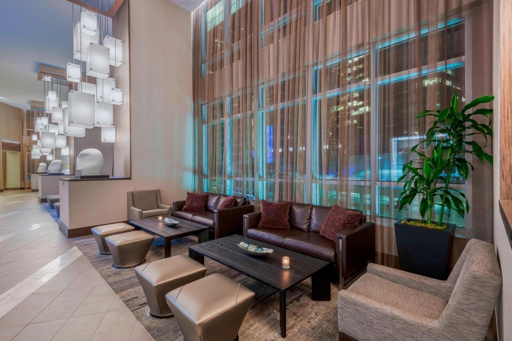 Ac Hotel By Marriott Charlotte City Center Exterior photo