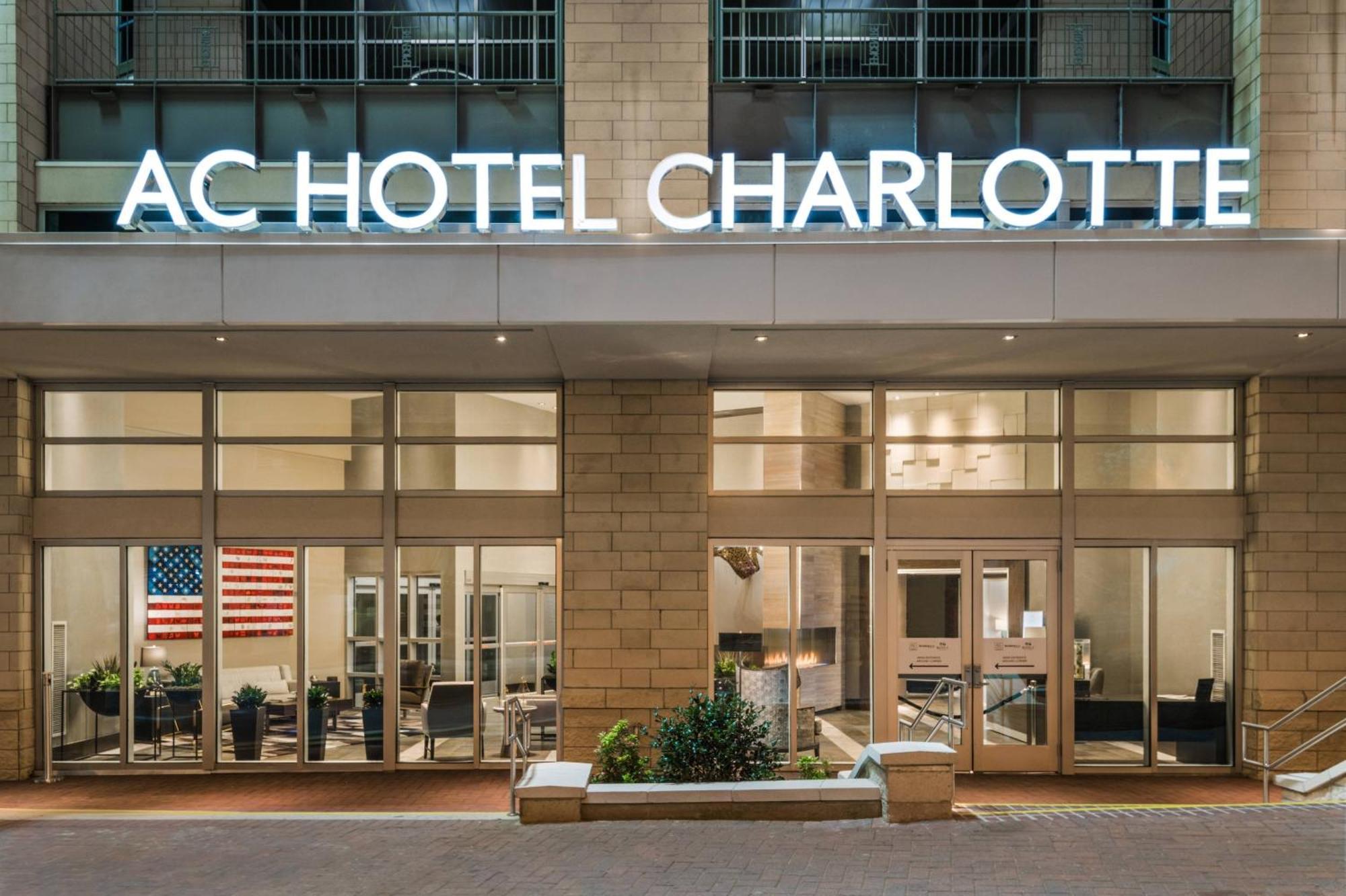 Ac Hotel By Marriott Charlotte City Center Exterior photo